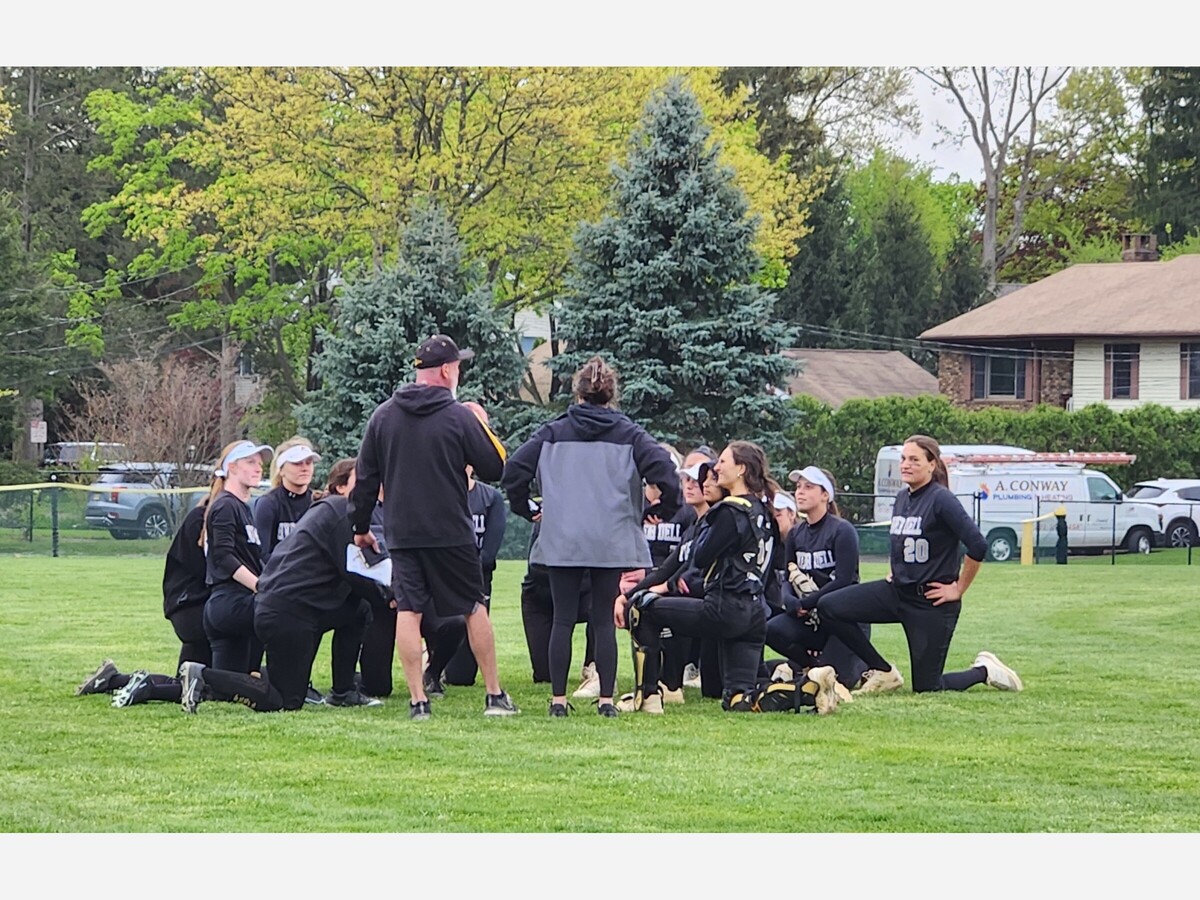 River Dell Varsity Girls Softball Team rolls to a 60 win over Lodi