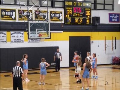River Dell varsity girls basketball team relies on clutch free-throw shooting to defeat Mahwah in home opener
