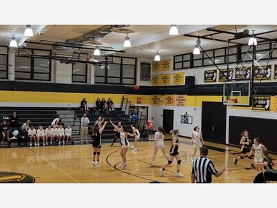 River Dell Varsity Girls Basketball Team muscles past Ramsey in the Big North Patriot Division opener