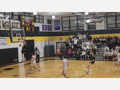 River Dell Varsity Boys Basketball Team uses fourth-quarter surge to cruise past Westwood 