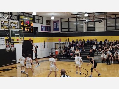 River Dell Varsity Boys Basketball Team extends winning streak to five games 