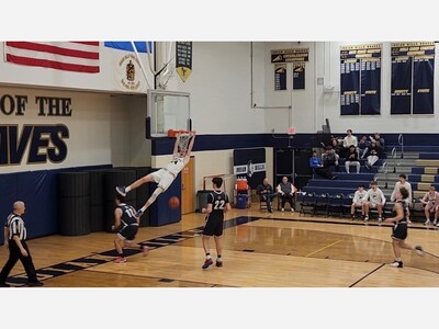 River Dell Varsity Boys Basketball Team soars into the Bergen County Invitational Tournament Semifinals 