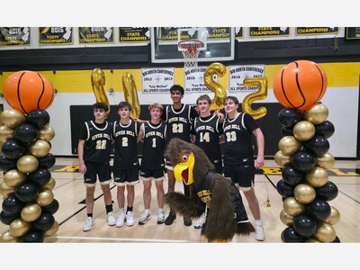 River Dell Varsity Boys Basketball Team rallies past Mahwah on Senior Night
