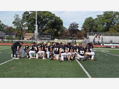 River Dell Golden Hawks Freshman Football Team keeps winning ways going after shutout victory against Pequannock