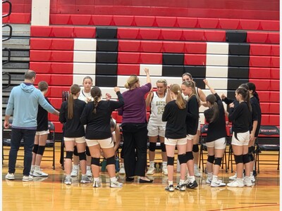 River Dell Varsity Girls Basketball Team notches second straight win in victory over Westwood